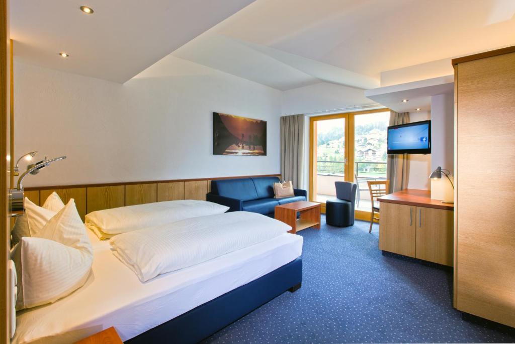 Hotel Lukas Fiss Ruang foto