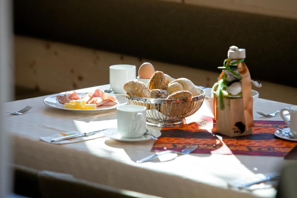 Hotel Lukas Fiss Bagian luar foto